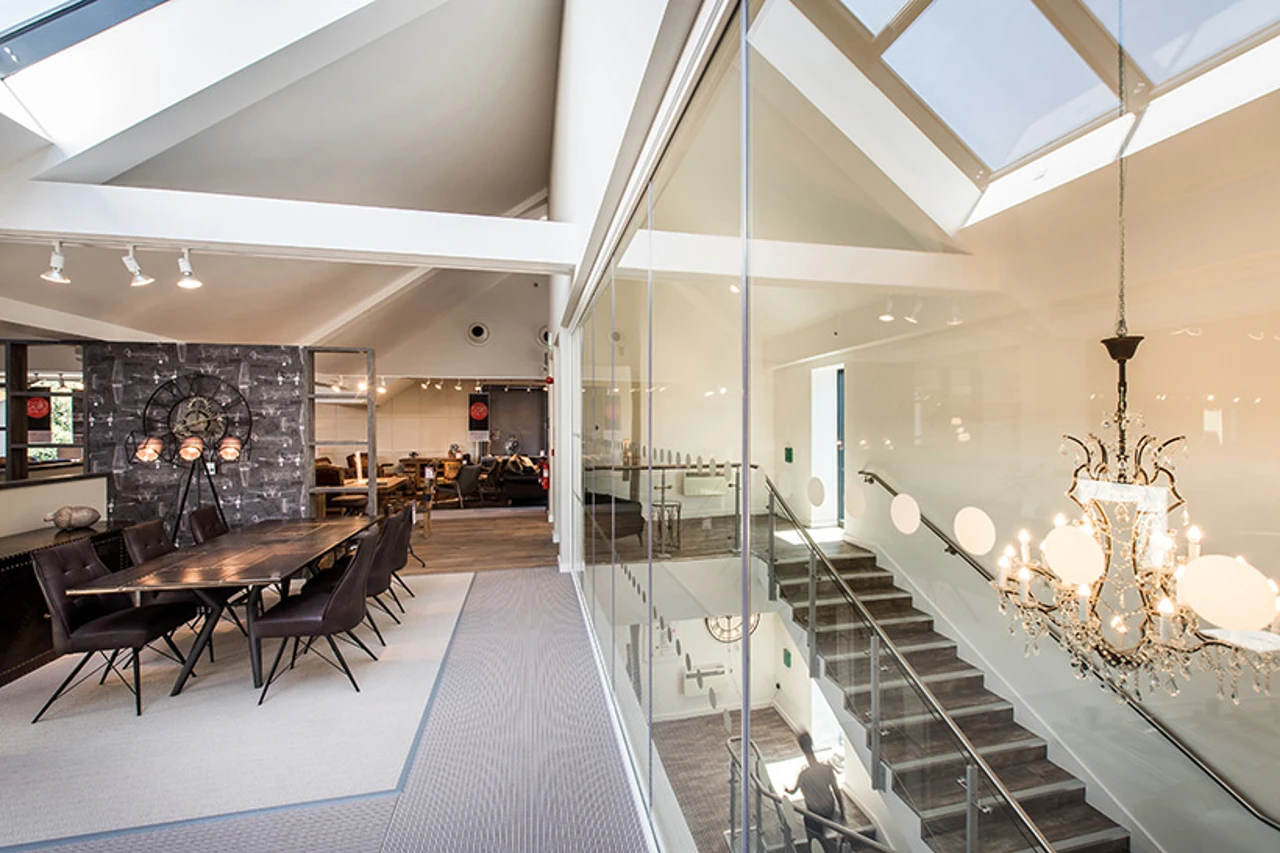 Russell Interior1